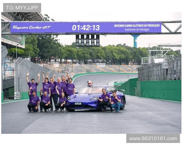 全球顶级赛车场弯道坡度设计的安全指标